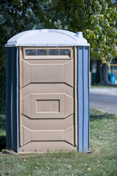 Best Luxury portable toilet rental  in Alburtis, PA